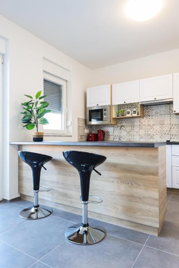 1Oak Rentals Vir Exterior foto