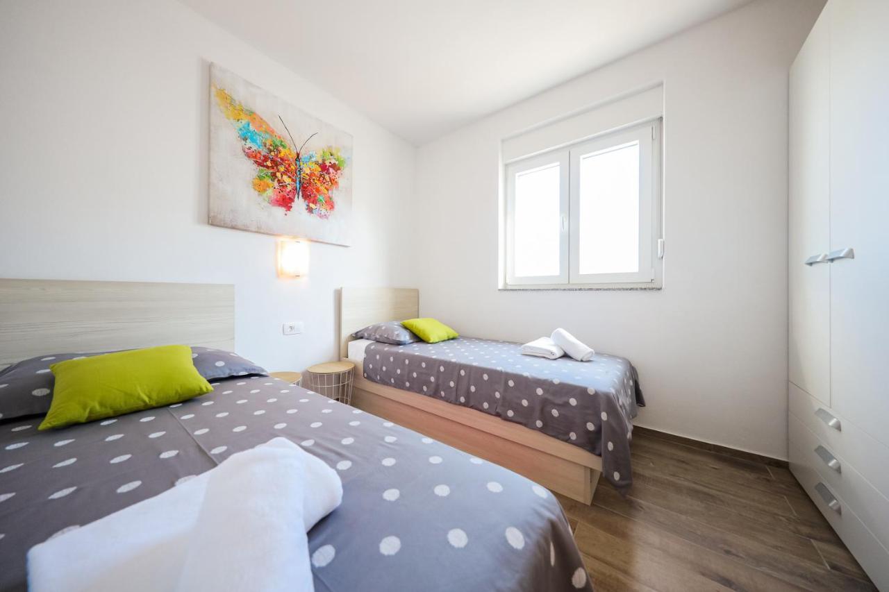 1Oak Rentals Vir Exterior foto